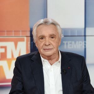 Michel Sardou est interwievé par Apolline de Malherbe sur BFMTV à Paris, France, le 27 octobre 2019. Photo by Alain Apaydin/ABACAPRESS.COM
