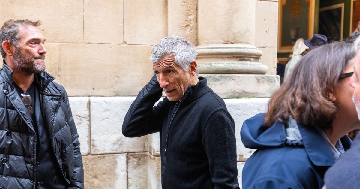 Saint-Tropez vient de perdre un de ses personnages marquants, Nagui et Mélanie  Page ont fait le déplacement pour saluer sa mémoire - Purepeople