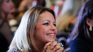 Séverine Ferrer et Elisa Tovati des étoiles plein les yeux devant une membre de The Voice Kids et un de Plus Belle la Vie