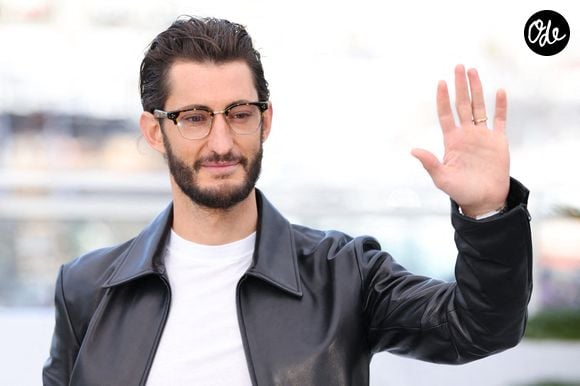L'acteur ne s'imagine plus retourner vivre en ville.

Pierre Niney au 79e Festival de Cannes, à Cannes, en mai 2026. Photo de Jérôme Dominé/ABACAPRESS.COM