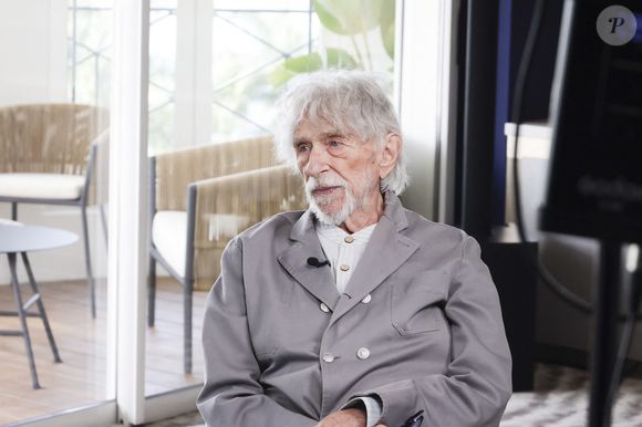 Avec son compte Instagram, Pierre Richard a mis les choses au clair, tournant en dérision les articles alarmistes sur sa santé.

Exclusif - Augustin Trappenard interviewe Pierre Richard pour Brut lors du 78ème Festival International du Film de Cannes, au Palais des Festivals à Cannes, le 22 mai 2025. © Jack Tribeca/Bestimage