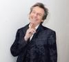 L'animateur a aussitôt été touché par la personnalité d'Émilien.
Exclusif - Jean-Luc Reichmann en backstage de l’émission "TPMP" La dernière sur C8, le 27 février 2025.
Photo : Jack Tribeca / Bestimage
