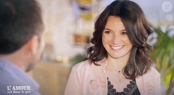 Une prétendante de Julien (L'amour est dans le pré) lève le voile sur le  métier "pas commun du tout" qu'elle exerce, il n'aurait jamais deviné !  (SPOILER) : Le diaporama - Purepeople