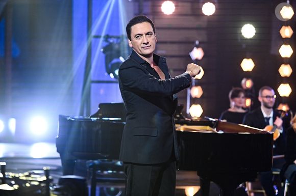 Exclusif - Dany Brillant - Enregistrement de l'émission "Le Grand Echiquier : Spéciale Charles Aznavour" à l'Opéra royal de Versailles, présentée par C.Chazal et A.Manoukian, et diffusée sur France 2 le 29 mai 2025. © Guillaume Gaffiot/Bestimage