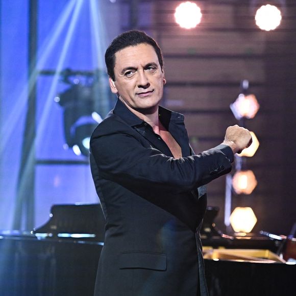 Exclusif - Dany Brillant - Enregistrement de l'émission "Le Grand Echiquier : Spéciale Charles Aznavour" à l'Opéra royal de Versailles, présentée par C.Chazal et A.Manoukian, et diffusée sur France 2 le 29 mai 2025. © Guillaume Gaffiot/Bestimage