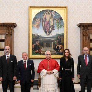 Cette rencontre était très important pour les liens entre la Jordanie et l'Italie.

Le pape Léon XIV, chef de l'Église catholique et souverain de l'État du Vatican reçoit le roi Abdallah II de Jordanie  et la reine Rania Al Abdallah au Palais apostolique, au Vatican, à Rome, Italie, le 14 octobre 2025. Photo par Balkis Press/ABACAPRESS.COM