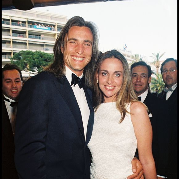 David Ginola et son ex-femme Coraline lors de la soirée d'ouverture de festival de Cannes en 1999. 

©BestImage