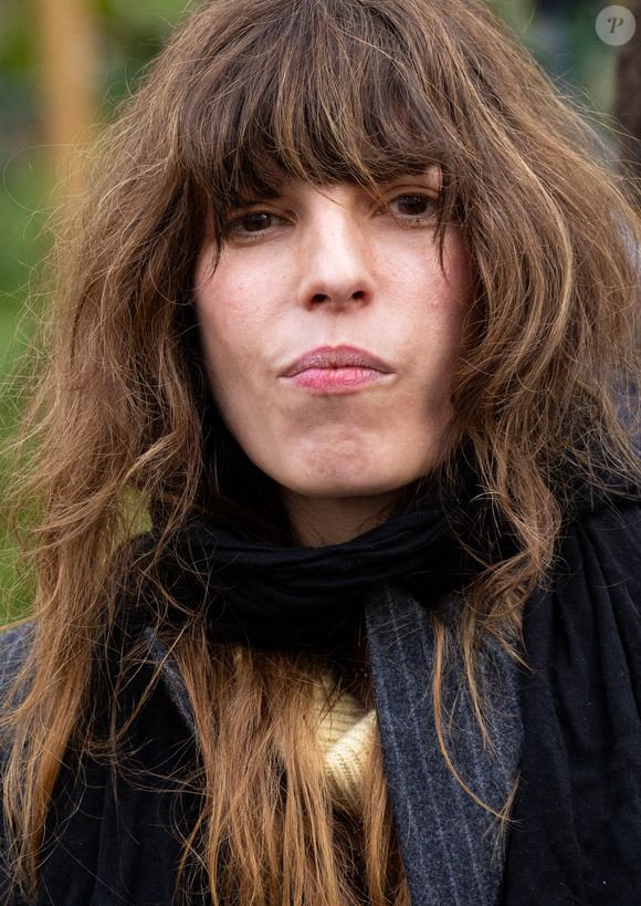 Lou Doillon - Inauguration de la passerelle Jane Birkin devant les 41-43 quai de Valmy à Paris. © Cyril Moreau / Bestimage