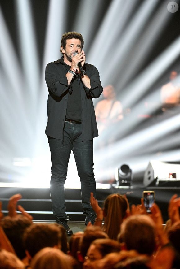 Il y revisite son répertoire musical et partage les secrets de ses chansons avec plusieurs générations d’invités.

Exclusif - Patrick Bruel - Enregistrement de l'émission de télévision "Le Grand Concert des Régions : Ici c'est Aix en Provence", à l'Arena du Pays d'Aix, présentée par L.Luyat et L.Thilleman, et diffusée le 17 mai sur France 3. Le 30 avril 2024. 
© Bruno Bebert-Jack Tribeca / Bestimage