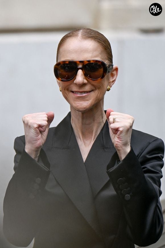 A Paris pour préparer sa série exceptionnelle de concert à la Plénitude Arena

Céline Dion devant le Royal Monceau à Paris le 3 septembre 2026 © Lionel Urman/PsnewZ/Bestimage