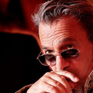 Florent Pagny sort aujourd'hui son titre "T'aimer encore", 

Florent Pagny - Soirée de gala "Heroes for Imagine" qui a permis de récolter dix millions d'euros au profit de la recherche contre les maladies génétiques à Paris le 23 septembre 2024
© Dominique Jacovides / Bestimage