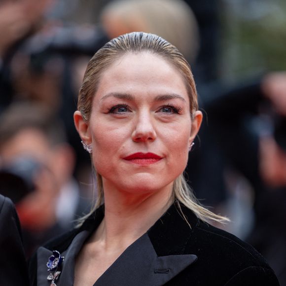 Emilie Dequenne - Montée des marches du film " Kaibutsu (Monster) " lors du 76ème Festival International du Film de Cannes, au Palais des Festivals à Cannes. Le 17 mai 2023 © Olivier Borde / Bestimage