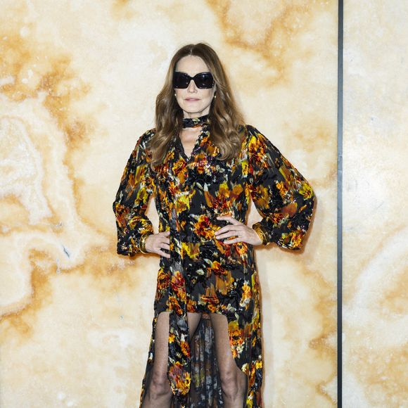 Carla Bruni - Photo Call pour Le Défilé « Saint Laurent »Collection Prêt-à-Porter Automne/Hiver 2025-2026" lors de la Fashion Week de Paris (PFW), le 11 mars 2025. © Olivier Borde /Bestimage