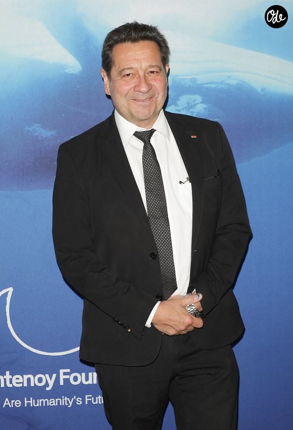 Laurent Gerra - Photocall du Gala de charité pour l'Océan de la Maud Fontenoy Foundation dédiée à l’éducation à l’environnement et à la sauvegarde de nos mers et océans à l'Hôtel Meurice à Paris le 16 juin 2026.

© Coadic Guirec/Bestimage
