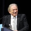 Michel Drucker perd soudainement l'équilibre lors du Festival de Monte-Carlo