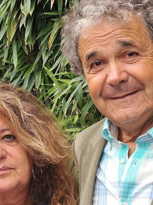 2 mois après la mort de Rebecca, Pierre Perret sort leur dernier projet commun