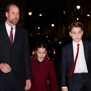 Le prince William, prince de Galles, la princesse Charlotte, le prince George lors du service de chants de Noël Together At Christmas à l'abbaye de Westminster, Londres le 6 décembre 2024. © Julien Burton / Bestimage
