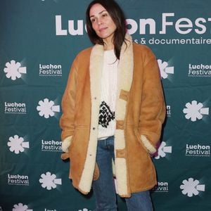 Lola Dewaere - Photocall du film "Je sais pas" lors de la 25ème édition du Festival TV de Luchon le 6 février 2026. © Patrick Bernard/Bestimage