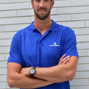 Exclusif - Le nageur Alain Bernard nouveau partenaire de l’équipementier Aqua Sphère a donné un cours de natation et présenté la nouvelle collection Aqua Sphere - Piscine Beaujon, à Paris le 15 septembre 2015