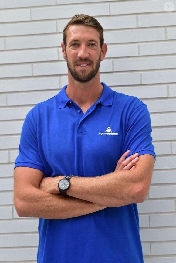 Exclusif - Le nageur Alain Bernard nouveau partenaire de l’équipementier Aqua Sphère a donné un cours de natation et présenté la nouvelle collection Aqua Sphere - Piscine Beaujon, à Paris le 15 septembre 2015