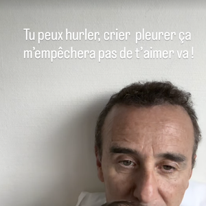 Fatigué mais attendri, il a confié : "Ça m’empêchera pas de t’aimer". 

Elie Semoun a partagé une vidéo en story Instagram avec son nouveau-né, le mercredi 3 septembre 2025 sur Instagram @eliesemounofficiel