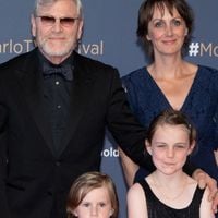 Les mots du fils de Tchéky Karyo (9 ans) pour accompagner son papa une dernière fois en Bretagne ont remué l'assemblée