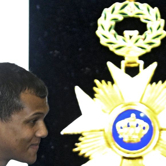 Stromae a été décoré par le roi Philippe de Belgique en tant que Commandeur de l'Ordre de la Couronne à Bruxelles en Belgique le 21 novembre 2024.