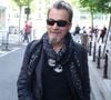 Le chanteur, dont les talents formant le goupe Il Cello, ont remporté la dernière saison de "The Voice", s'est envolé vers la Grèce avec sa famille
Florent Pagny quitte les studios RTL à Neuilly-sur-Seine le 2 Mai 2025. © Denis Guignebourg/BestImage