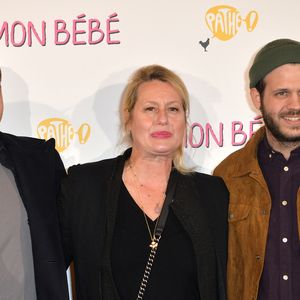 Luana Belmondo entre ses fils Giacomo Belmondo et Alessandro Belmondo à l'avant-première du film "Mon Bébé" au cinéma Gaumont Opéra (côté Capucines) à Paris, France, le 11 mars 2019. © Veeren/Bestimage