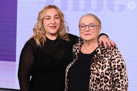 Récemment, la comédienne a d'ailleurs dévoilé ses adresses gourmandes préférées dans la capitale. 

Exclusif - Josiane Balasko et sa fille Marilou Berry en backstage de l'enregistrement de l'émission "Famille je vous aime" présentée par M.Drucker et qui sera diffusée le 29 décembre sur France 3, au studio Rive gauche, à Paris, France, le 2 décembre 2025. © Gaffiot-Perusseau/Bestimage