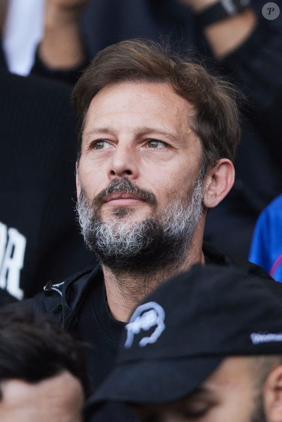 Nicolas Duvauchelle - Célébrités dans les tribunes de la demi-finale retour de Ligue des champions entre le PSG face au Borussia Dortmund (0-1) au Parc des Princes à Paris le 7 mai 2024. © Cyril Moreau/Bestimage