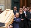 "Je ne pensais pas que ça serait si dur, même s'il n'y a aucune injustice de partir à 88 ans. J'ai ce sentiment de ne pas avoir suffisamment profité de mon papa", avait-elle regretté.
Roschdy Zem et sa compagne Sarah Poniatowski (Lavoine), Pierre Rambaldi, Roman Lavoine, sa cousine Tess Rambaldi (fille de Marie Poniatowski et petite-fille du défunt), Marie Rambaldi (Poniatowski) - Sorties des obsèques du prince Jean-Stanislas Poniatowski en l'Eglise polonaise à Paris, France, le 29 avril 2024. © Jacovides-Moreau/Bestimage
