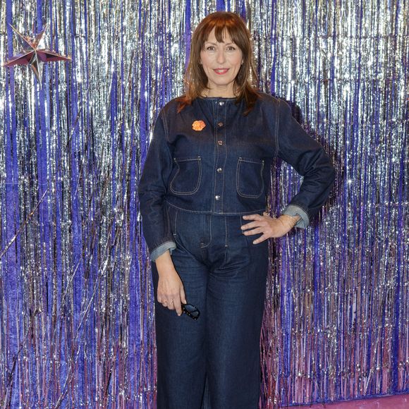 Karina Marimon - L'équipe de la série "La Petite histoire de France" rencontre ses admirateurs au Festival Séries Mania à Lille, le 27 mars 2025. 
© Stéphane Vansteenkiste / Bestimage