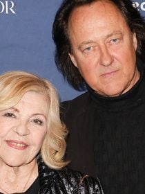 Nicoletta : loin des strass et des paillettes, c'est dans une région du Sud que la chanteuse a trouvé son coin de paradis avec son mari Jean Christophe Molinier