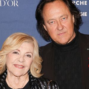 La chanteuse a quitté l'agitation parisienne pour trouver la sérénité du côté de Vongy, près de Thonon-les-Bains.
Nicoletta et son mari Jean Christophe Molinier - Soirée de gala pour la Fondation de la Recherche en Physiologie, "Les Stéthos d'Or" au Four Seasons Hôtel George V à Paris. © Coadic Guirec/Bestimage
