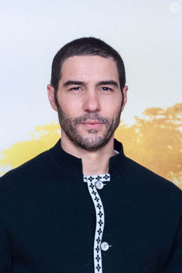Leur amour repose sur le respect, l’amitié et une complicité rare, tant dans la vie que dans leur métier.

Tahar Rahim assiste à la première de Mufasa au cinéma Pathe Palace à Paris, France, le 12 décembre 2024. Photo par Alexis Jumeau/ABACAPRESS.COM