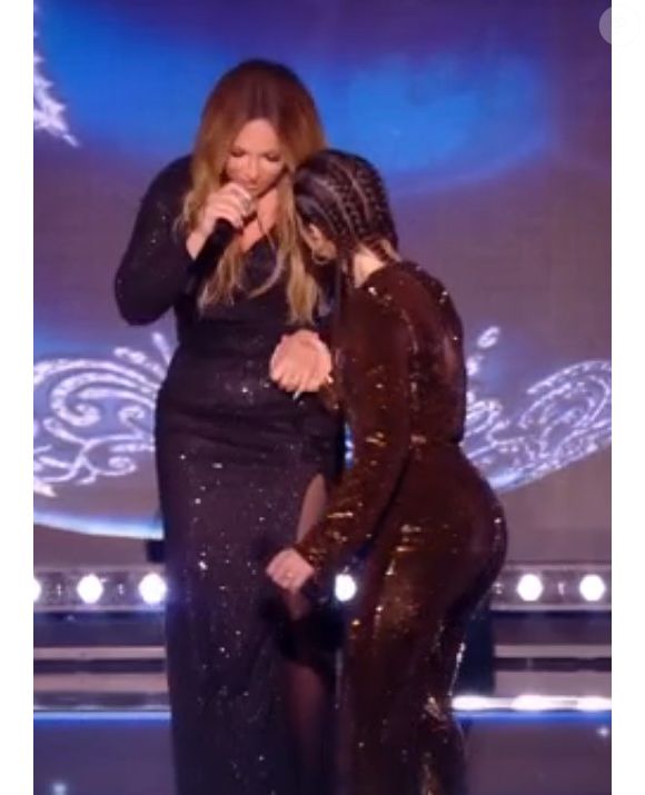 Voici comment elle avait réagi en direct juste après l'incident

Helene Ségara sur le plateau de la Star Academy. TF1