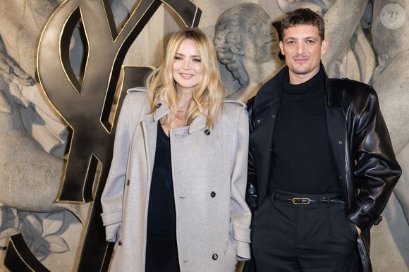 Virginie Efira et son compagnon Niels Schneider - Photocall du défilé de mode prêt-à-porter automne-hiver 2023/2024 "Saint Laurent" lors de la Fashion Week de Paris. Le 28 février 2023
© Olivier Borde / Bestimage