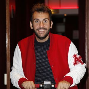 Laurent Ournac pose dans sa loge au Casino de Paris lors de la générale de la pièce "Le Gai Mariage" à Paris le 8 septembre 2015.
Marc Ausset Lacroix / Bestimage