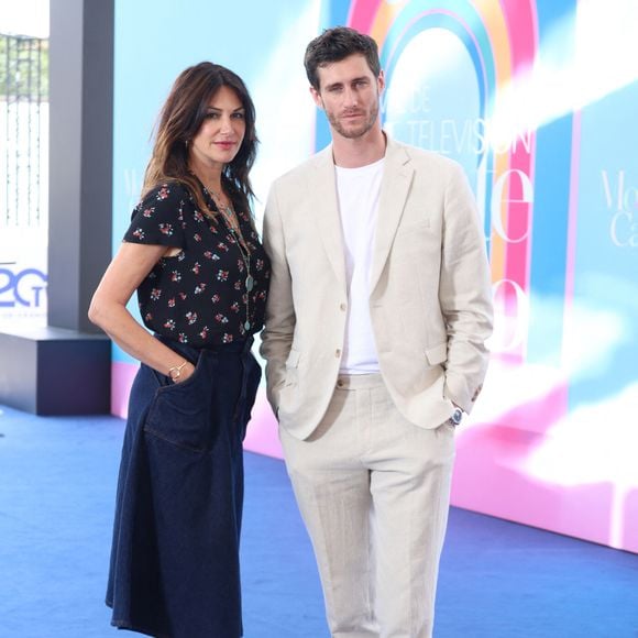 Jean-Baptiste Maunier et Helena Noguerra - Photocall de "Un nouveau jour" lors du 64ème Festival de Télévision de Monte Carlo au Grimaldi Forum de Monaco le 14 juin 2025.
© Denis Guignebourg / Bestimage
