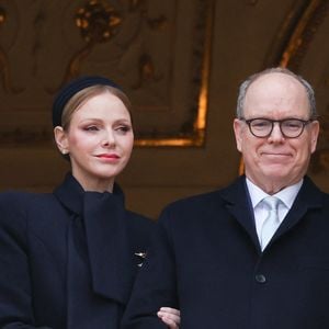 Le prince Albert II de Monaco et la princesse Charlene ont assisté à la procession, depuis le Palais Princier, dans le cadre des célébrations de la Sainte-Dévote à Monaco, le 27 janvier 2026. © Claudia Albuquerque/Bestimage