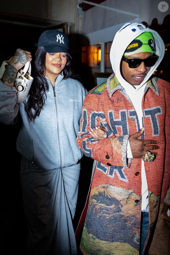 Rihanna et ASAP Rocky quittent l'hôtel George V pour se rendre au club Silencio Paris, le 26 janvier 2026.

Photo : Yoann Ouahcene / Bestimage