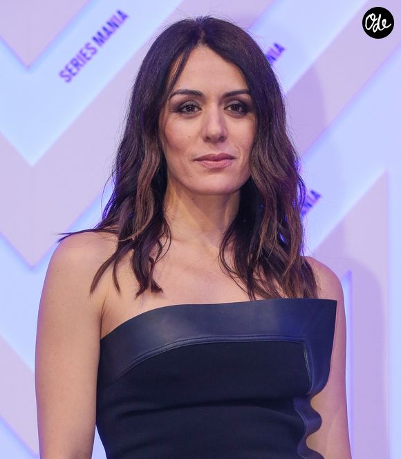 Sofia Essaïdi lors du photocall de la première de la série « The Audacity » au festival Series Mania 2026 à Lille, en France, le 21 mars 2026. © Stéphane Vansteenkiste/Bestimage