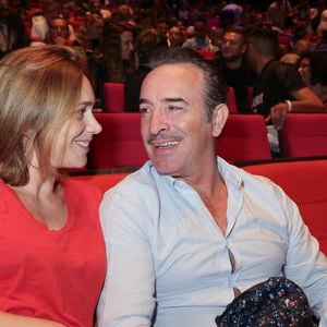 Nathalie Pechalat et Jean Dujardin à la représentation exceptionnelle du spectacle musical "Sur la route Enchantée" de Chantal Goya au Palais des Congrès de la Porte Maillot à Paris.

Photo : Jack Tribeca / Bestimage