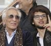 Les deux célèbres ex célébraient ce jour-là l'anniversaire de leur fils Jules. 

Gérard Darmon et son fils Jules (enfant de Mathilda May) - People au match Psg-Marseille au Parc des Princes à Paris le 4 octobre 2015. Marc Ausset Lacroix / Bestimage