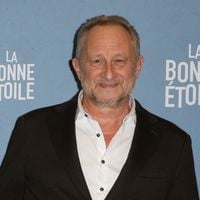 Benoît Poelvoorde rétablit la vérité sur une fausse image qu’on a de lui et admet que l’alcool y est pour quelque chose