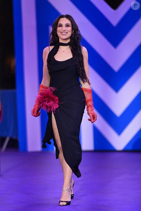À 33 ans, la chanteuse installée dans le Marais décrit un quotidien rythmé entre travail et balades.

Camelia Jordana assiste à la première de The Audacity lors de la deuxième journée du Festival Series Mania le 21 mars 2026 à Lille, France © Franck Castel/Abacapress.com