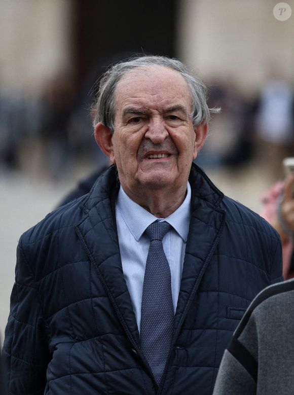 Jean-Louis Bruguière lors de la cérémonie d'enterrement de Jean-Louis Debre à la cathédrale Saint-Louis des Invalides à Paris, France, le 10 mars 2025. Photo par Raphael Lafargue/ABACAPRESS.COM