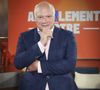 Eric-Emmanuel Schmitt, sur plateau de la nouvelle émission "Animalement Vôtre" présentée par Bernard Montiel et diffusée le 14 décembre sur France 3, à Paris, France, le 14 octobre 2025. © Jack Tribeca/Bestimage