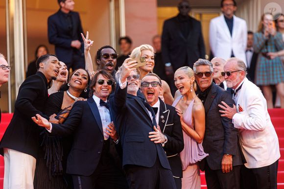 Festival de Cannes - Premiere Mission Impossible The Final Reckoning Greg Tarzan Davis, Hayley Atwell, Angela Bassett, Tom Cruise, Tramell Tillman, Christopher McQuarrie, Hannah Waddingham, Simon Pegg, Pom Klementieff, Esai Morales und Brian Robbins bei der Premiere von Mission: Impossible The Final Reckoning  le 14 mai 2025 ©Imago/PsnewZ/Bestimage